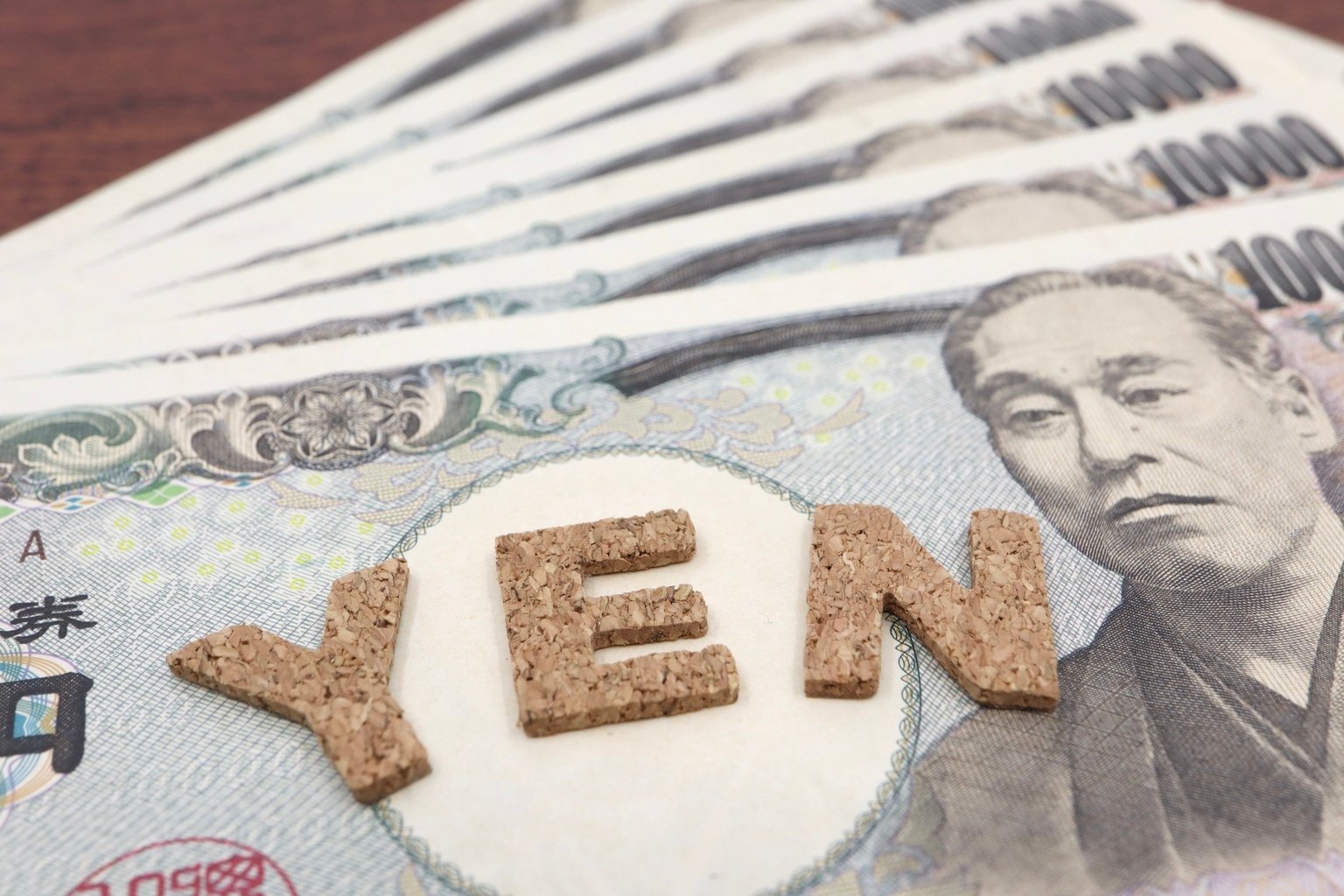 Bank of Japan On High Alert As USD/JPY Tests Key Resistance (null:USD:JPY)