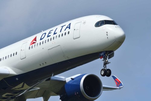 Delta Air Lines: Why The Steep Plunge Should Excite Buyers Now