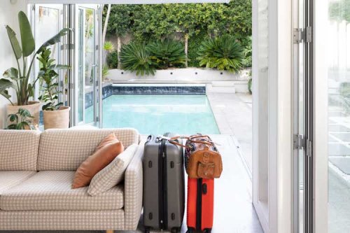 Airbnb goes beyond rentals with full-service travel offerings (ABNB:NASDAQ)