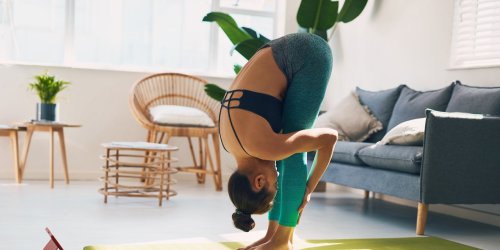 The 10 Best Yoga Apps So You Can Practice at Home