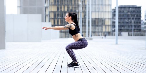 Lower Body Workout: 10-Minute Bodyweight Cardio That Works Your Legs And Butt