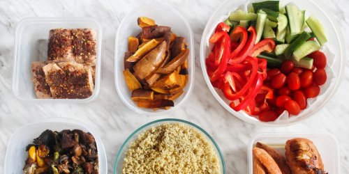 Here's How a Registered Dietitian Meal Preps for Her Whole Family For a Week