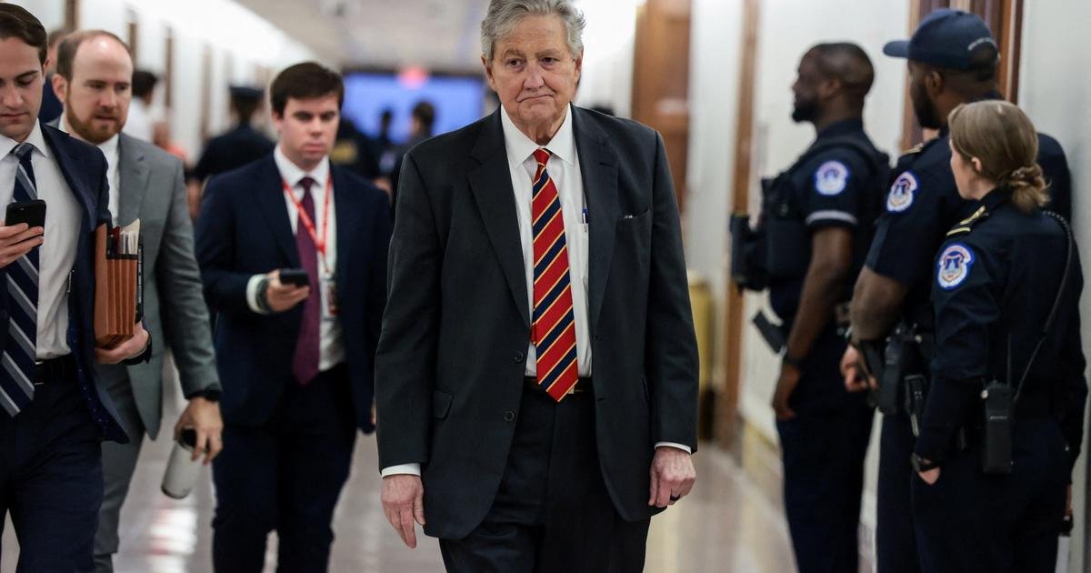 Exclusive: Key Republican senator removes roadblock to crypto bill
