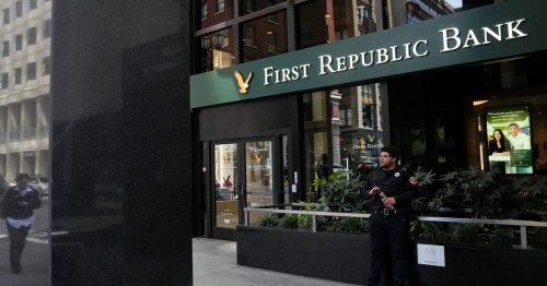 JPMorgan buys First Republic