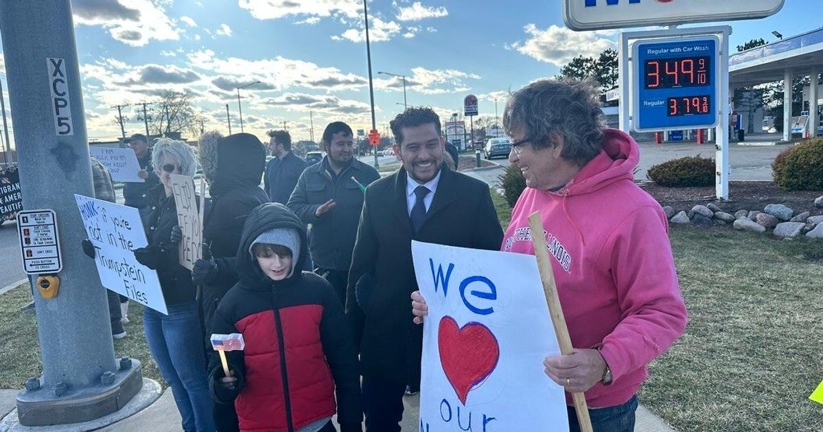 Illinois primaries showcase the rise of the bizarro-world super PAC