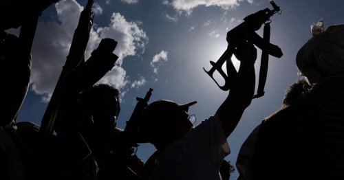 Houthi rebels capture key Red Sea port in Yemen
