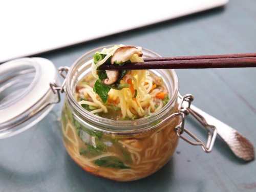 Make Your Own Just-Add-Hot-Water Instant Noodles (and Make Your Coworkers Jealous) | The Food Lab