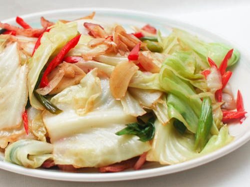 Chinese Spicy and Sour Stir-Fried Cabbage With Bacon Recipe