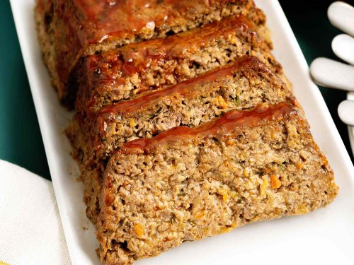 Elvis' Favorite Meatloaf Had One Seriously Weird Ingredient