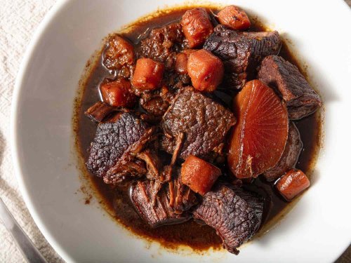 My Chinese Mom’s One-Pot Beef Stew Is a Weeknight Lifesaver