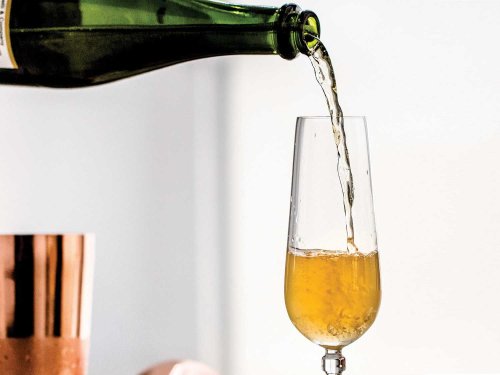 24 Sparkling Cocktail Recipes for a Bubbly New Year's Eve