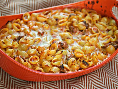Sunday Supper: Baked Shells With Roasted Red Pepper Cream Sauce and Italian Sausage