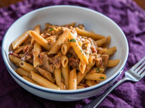Penne Boscaiola (Woodsman-Style Pasta With Mushrooms and Bacon) Recipe