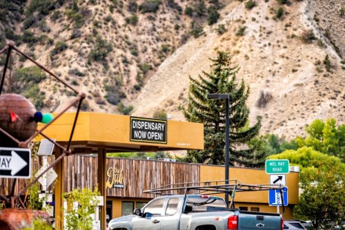 Weed shoppers reveal why they hate dispensaries