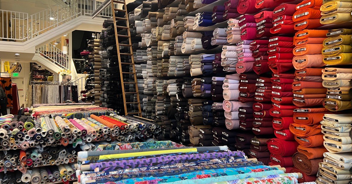 7 Great Places To Shop for Christmas Gifts in Downtown SF