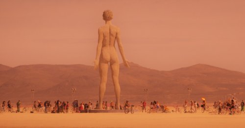 A colossal naked woman is coming to Union Square