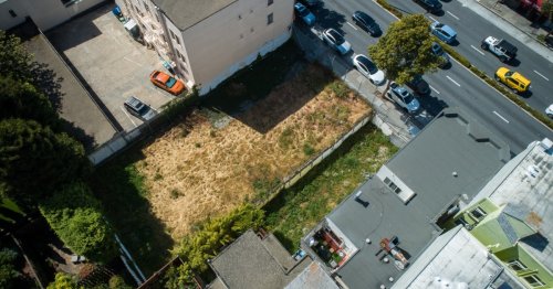 Not for sale: Why this prime Lombard lot is still empty after 15 years