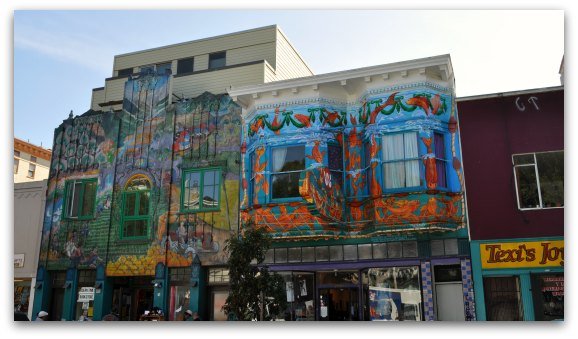 Mission District Murals in San Francisco
