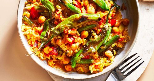 This Vegetarian Paella Will Transport You to Spain
