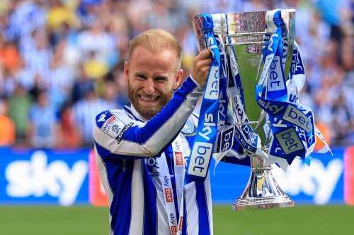 Dom Howson gives verdict on future of Sheffield Wednesday ‘legend’ Barry Bannan