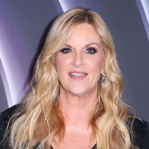 Trisha Yearwood Shows Off 55-Lb Weight Loss On Stage At Opry Land As Fans Slam Her Duet With Husband Garth Brooks As 'Horrible'