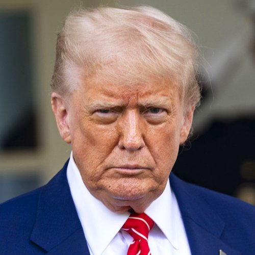 The Internet Is Losing It Over Donald Trump's 'Ridiculous' Botched Fake Tan At A Public Appearance And Compare Him To An 'Orange Sherbet'