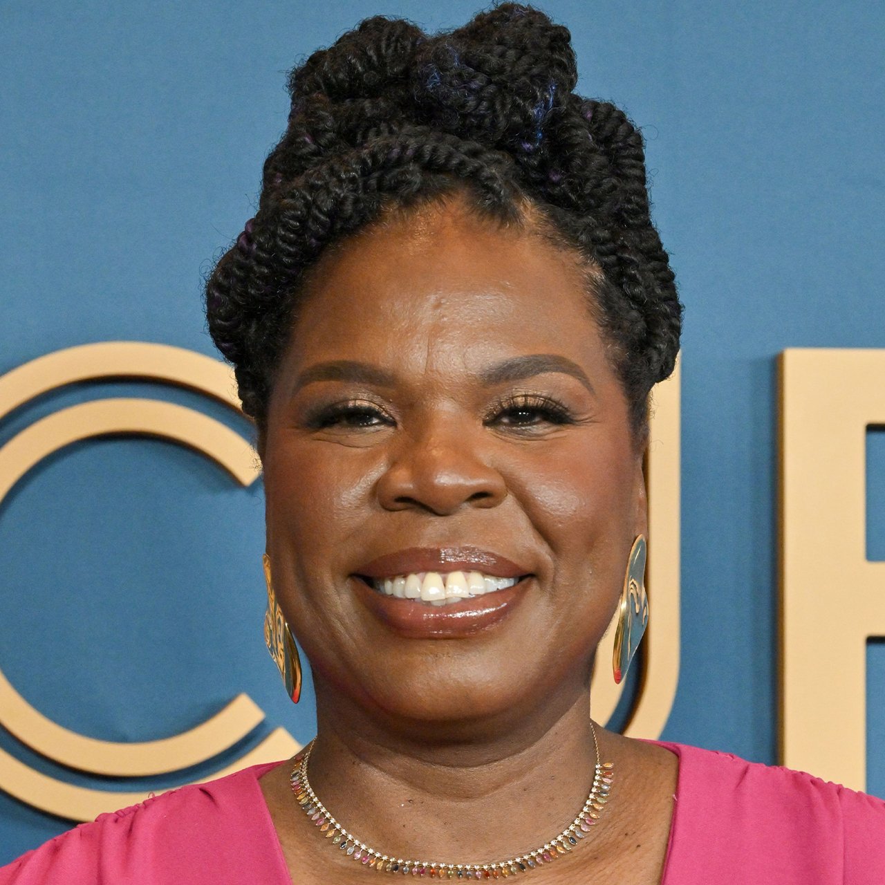 Leslie Jones Flaunts Her 40-Lb Weight Loss On The Red Carpet At Copenhagen Fashion Week After Cutting Out Soda & Working