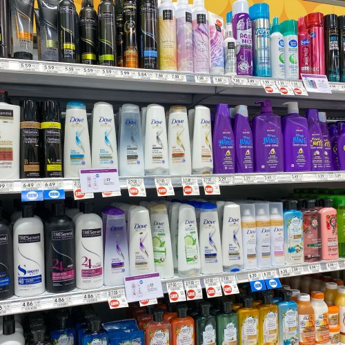 3 'Non-Toxic' Shampoos That Don't Contain 'Irritants, Fragrances, Or Hormone Disruptors!'