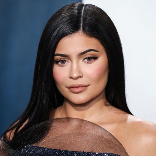 Kylie Jenner Shows Off Her Unbelievable Curves In An Ultra-Short Green Dress: ‘Unfairly Beautiful’