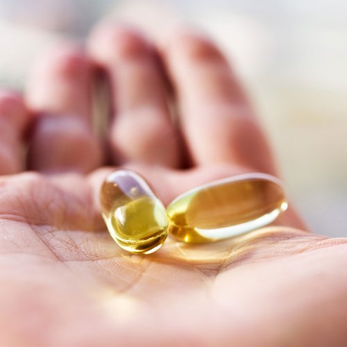 5 'Skin-Loving' Supplements That Improve Elasticity And Reduce Inflammation: Zinc, More