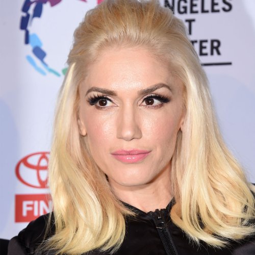 Fans Think Gwen Stefani Looks 'Unrecognizable' In Her Latest Instagram Post: ‘What Have You Done To Your Face?’