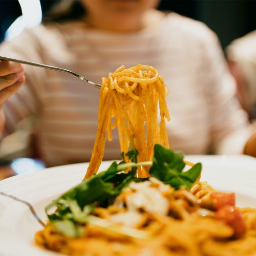 Want To Eat Carbs Without Gaining Weight? Health Experts Say You Should Follow This Rule