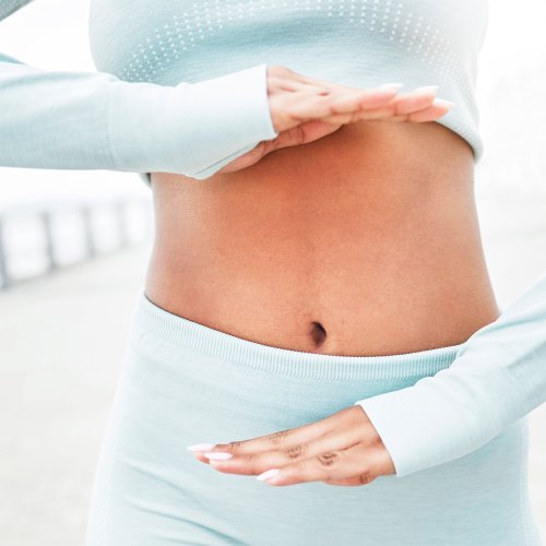8 Best, Simple Abdominal Exercises Trainers Swear By For A More Slimmer Waistline This Spring