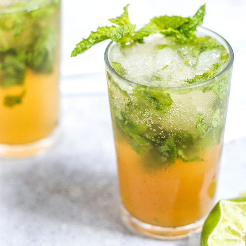 3 LowCalorie Beverages Dietitians Say You Can Drink NonStop While