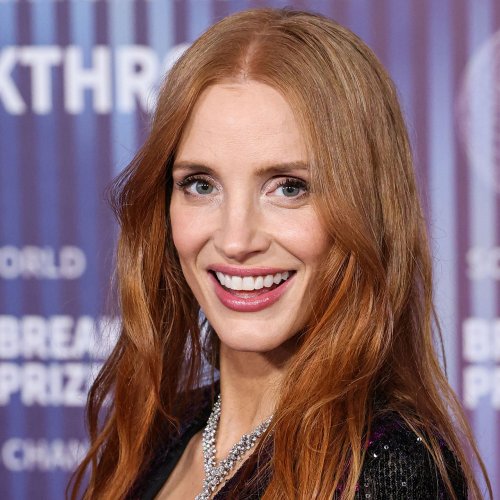 Jessica Chastain Simmers In A Plunging Sequin Jumpsuit At The Breakthrough Prize Ceremony