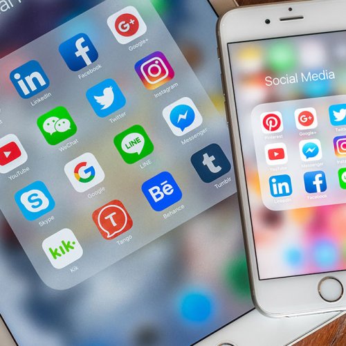 Tech Experts Say You Should Remove These 7 Apps From Your iPhone ASAP