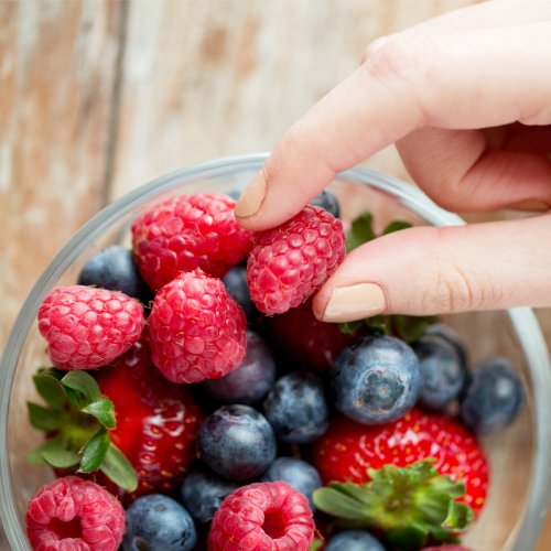 3 Fruits To Eat Every Morning For Better Brain Health Over 50