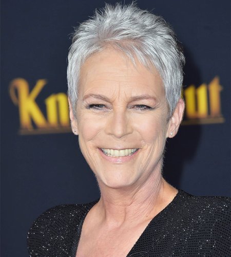 11 Celebrities Who Are Embracing Their Gray Hair–And Look Great Doing It!