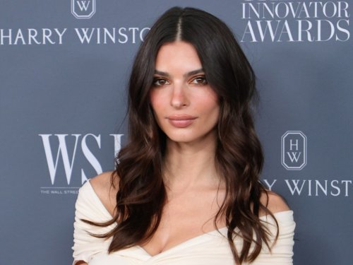 Emily Ratajkowski Looks Like a Whole New Person As She Becomes the Latest Star to Drastically Change Her Hair This Way