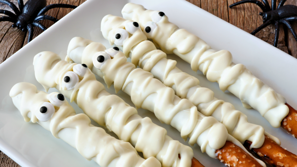 Easy 3-Ingredient Halloween Treats That’re So Simple It’s Frightening