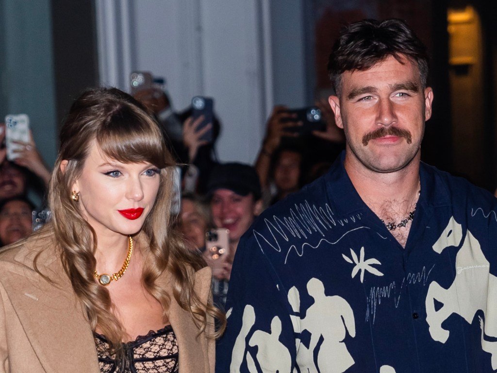 Keep Up With Your Favorite Celebrities' Lives cover image