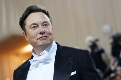 Elon Musk is Reportedly a Dad of 10 After Fathering Secret Twins with a Top Exec