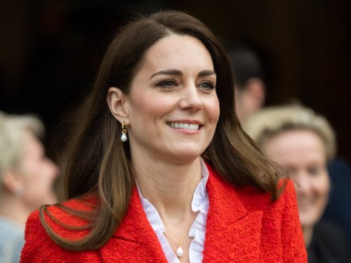 These Resurfaced Photos Show Who Kate Middleton Frequently Shares Clothes With