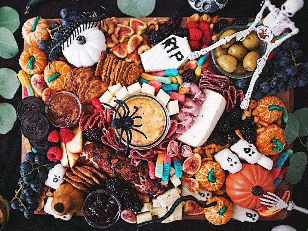 14 Halloween Grazing Boards We Are Absolutely Drooling Over