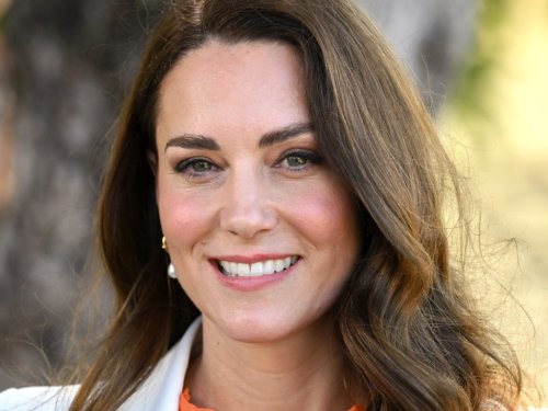 Eagle-Eyed Fans Noticed This Sweet Style Detail in Kate Middleton’s Cancer Announcement Video