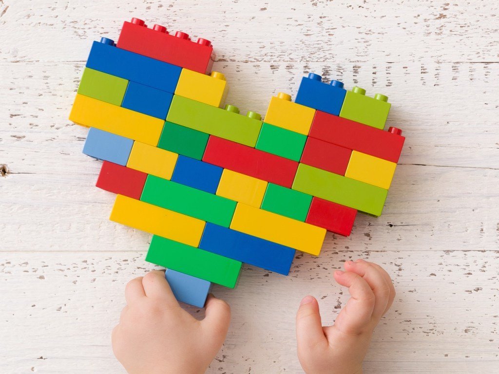 Skip the Candy & Pick Up a Cute LEGO Valentine’s Day Set for Your Kids Instead