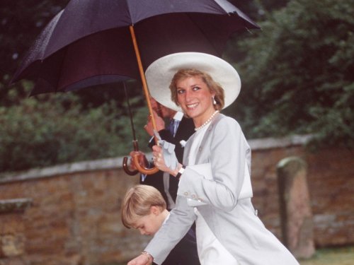 Countess Karen Spencer Has Been Sharing Rare Photos Inside Princess Diana’s Stunning Childhood Home
