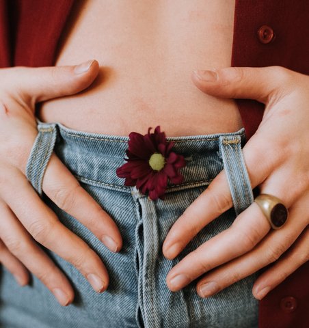 5 Ways To Get Rid Of Pesky Period Bloating