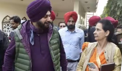 Who Is Navjot Kaur? Wife Of Navjot Singh Sidhu Diagnosed With Cancer