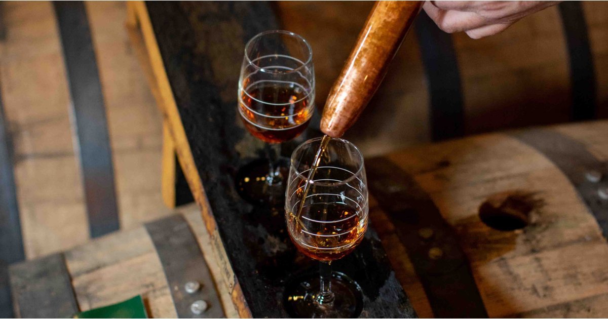 How to drink bourbon, according to the experts